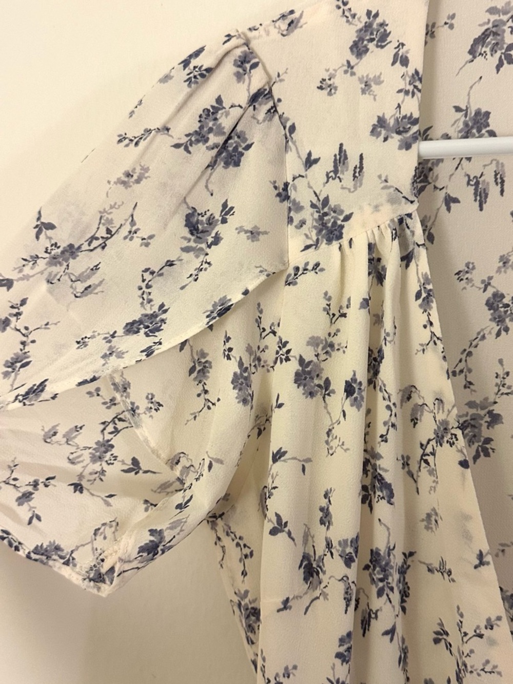 Reformation Ellwood Wrap Dress - White/Blue Small - Picture 7 of 8